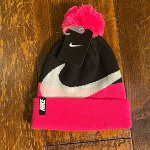 NWT 💋 Nike Beanie